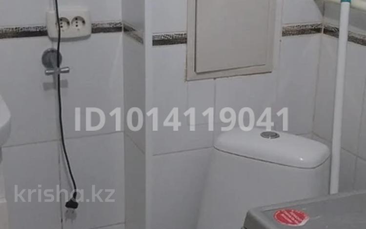 3-бөлмелі пәтер · 61 м² · 3/5 қабат, 1 ш/а — Есет батыра, бағасы: 16 млн ₸ в Актобе, мкр 5 — фото 2