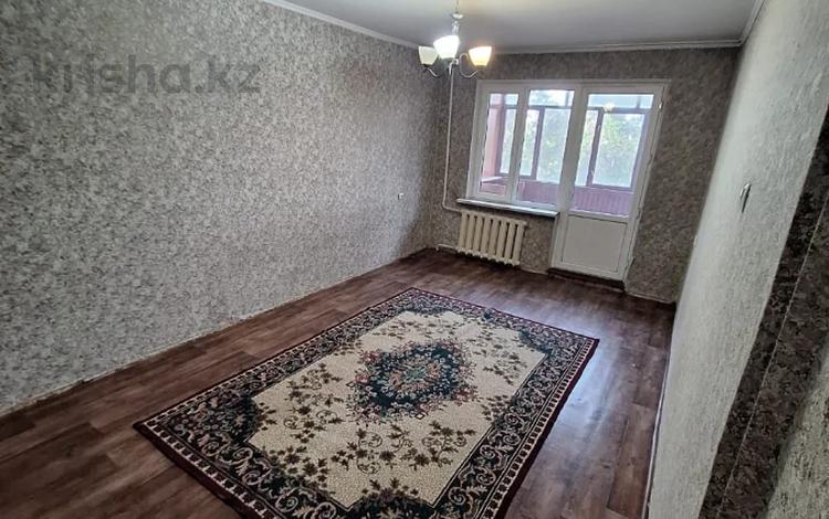 1-комнатная квартира, 31 м², 3/5 этаж, Жансугурова за 9 млн 〒 в Талдыкоргане — фото 3