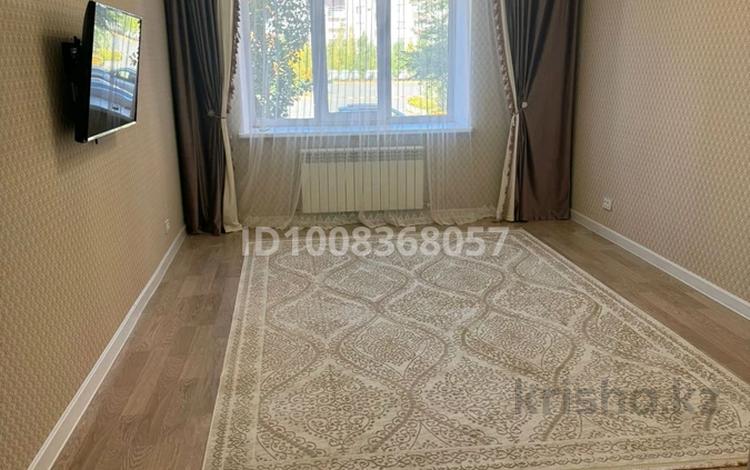 2-комнатная квартира · 60 м² · 1/5 этаж, мкр. Алтын орда, Батыс 2 11д за 28 млн ₸ в Актобе — фото 2