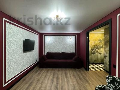 2-комнатная квартира · 43.5 м² · 1/5 этаж, Нуркена Абдирова 30/2 за 18.5 млн ₸ в Караганде, Казыбек би р-н