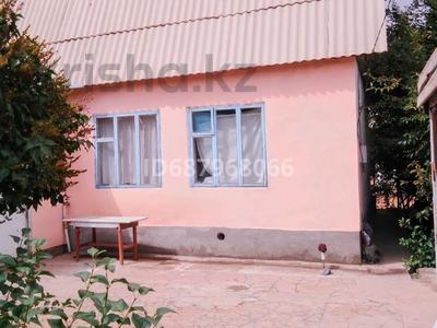 Отдельный дом · 3 комнаты · 65 м² · 6 сот., Арай массив Маяк 93 — Супермаркет кафе Ердаулет 2 -ая трасса за ~ 8.2 млн 〒 в Шубарсу