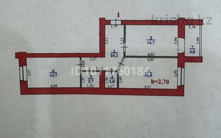 2-бөлмелі пәтер · 64 м² · 2/9 қабат, ул. Базарбая Жуманиязова 120, бағасы: 21 млн ₸ в Уральске, мкр Школьник — фото 11