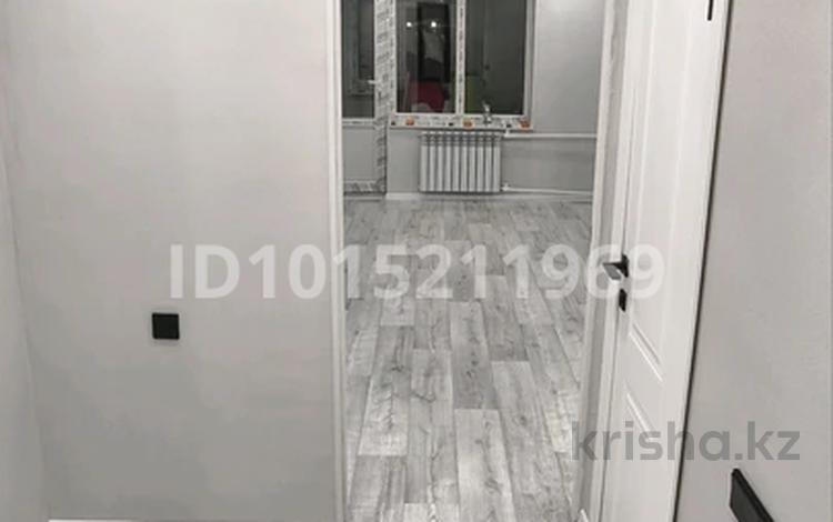 1-комнатная квартира · 60 м² · 2/4 этаж, 3 мкр 1/2 за 9 млн ₸ в Жанаозен — фото 2