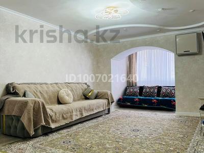 3-комнатная квартира · 68 м² · 6/10 этаж, мкр 12 за 27.8 млн 〒 в Актобе