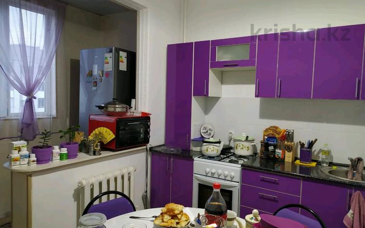 2-комнатная квартира · 61.7 м² · 3/5 этаж, мкр Саялы 129 за 200 000 ₸ в Алматы, Алатауский р-н — фото 2