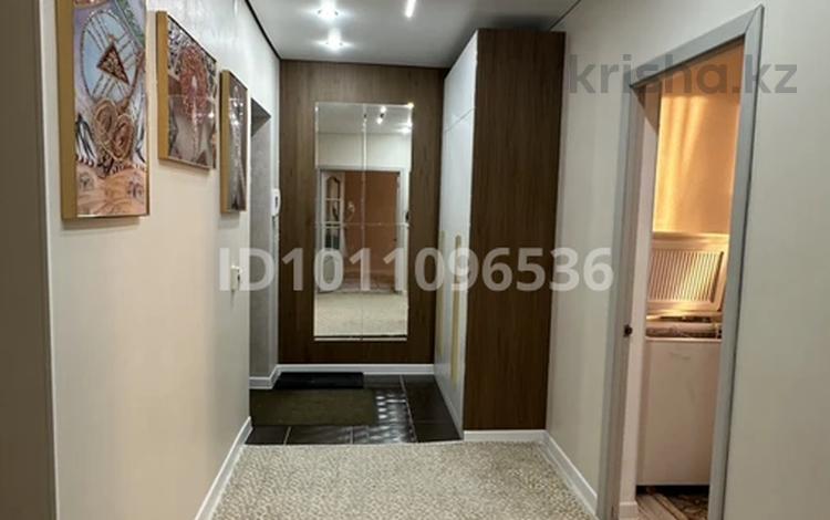3-комнатная квартира · 75 м² · 5/5 этаж, Курмангазы 1А за 30 млн ₸ в Атырау — фото 2
