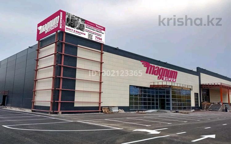 Свободное назначение, офисы, магазины и бутики, салоны красоты, образование, развлечения, кабинеты и рабочие места, студии · 6 м² за 450 000 〒 в Караганде, Казыбек би р-н — фото 2