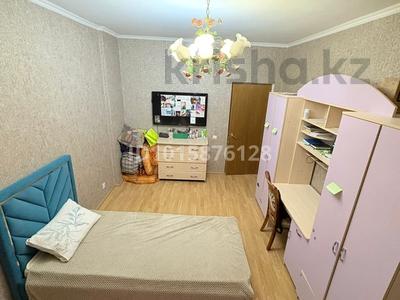 3 комнаты · 94 м² · 4/12 этаж, Сембинова 7 за 110 000 ₸ в Астане, р-н Байконур