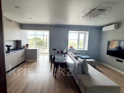 3-бөлмелі пәтер · 71 м² · 5/5 қабат, Дины Нурпеисовой 10, бағасы: 35 млн ₸ в Уральске