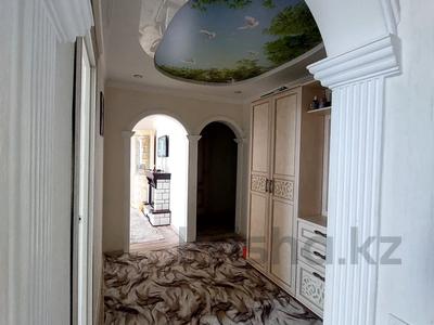 3-бөлмелі пәтер · 64 м² · 8/9 қабат, 4 Мкр 10а, бағасы: 21.5 млн ₸ в Уральске