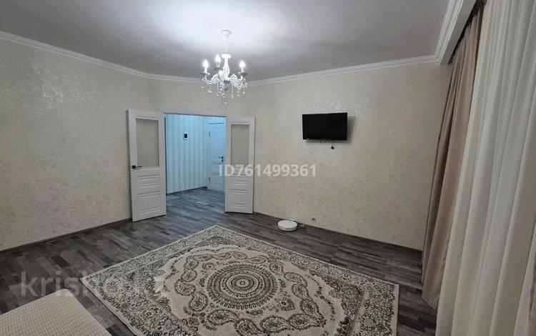 1-комнатная квартира · 45 м² · 6/7 этаж, мкр. Алтын орда 49 — Мустафа шокай за 170 000 ₸ в Актобе — фото 2