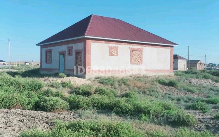 Отдельный дом · 6 комнат · 119 м² · 8 сот., Бәйтерек 4 27 — 27 за 9 млн 〒 в  — фото 2