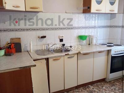 4-комнатная квартира · 80 м² · 1/5 этаж, мкр Новый Город, Орбита 1 17 — Орбита за 150 000 〒 в Караганде, Казыбек би р-н