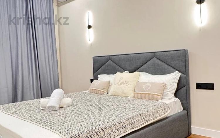 2-бөлмелі пәтер · 72 м² · 2/12 қабат, 11 35/1 — 11/35/1, бағасы: 10 000 ₸ в Туркестане — фото 2