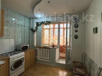 2-бөлмелі пәтер, 52 м², 4/5 қабат, мкр Мамыр-7 — Шаляпина, бағасы: 34.5 млн 〒 в Алматы, Ауэзовский р-н