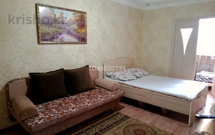 1-комнатная квартира, 30 м², 2 этаж посуточно, Ниеткалиева — Проспект Жамбыла за 6 000 〒 в Таразе — фото 49