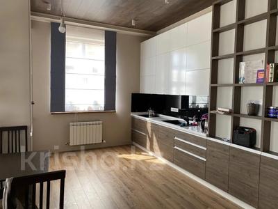 2-бөлмелі пәтер · 90 м² · 2/7 қабат, Мкр «Мирас», бағасы: 120 млн ₸ в Алматы, Медеуский р-н
