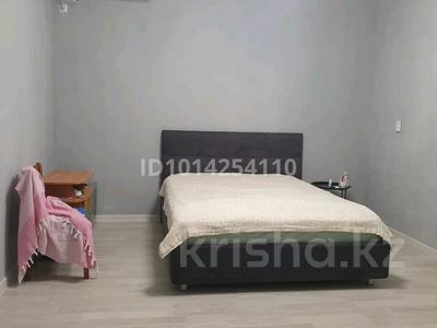 Жеке үй · 3 бөлме · 60 м² · 3 жүзд., Кокжиек 21А — Сайрамская-Алимбетова школа №44, бағасы: 22 млн ₸ в Шымкенте, Енбекшинский р-н