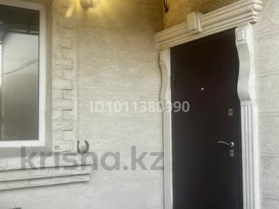 Отдельный дом · 9 комнат · 300 м² · 3 сот., Шокая М 1/1 за 3 млн 〒 в Алматы, Медеуский р-н