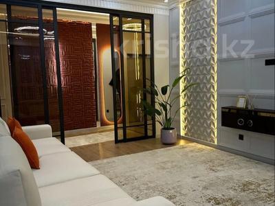 4-комнатная квартира · 150 м² · 11 этаж, Сыганак 52 за 800 000 〒 в Астане, Есильский р-н