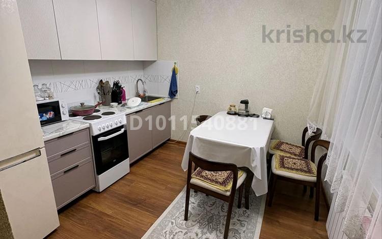 3-бөлмелі пәтер · 74 м² · 4/5 қабат, Жилой р-н Юго-Восток 3/19, бағасы: 30.5 млн ₸ в Караганде, Казыбек би р-н — фото 2