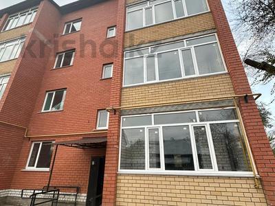 2-комнатная квартира · 64.7 м² · 1/4 этаж, досмухамедова за 22 млн 〒 в Уральске