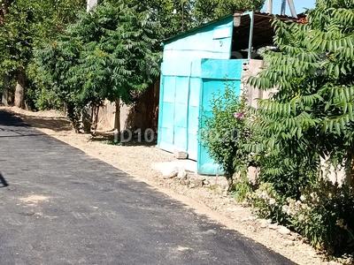 Отдельный дом · 6 комнат · 60 м² · 8.96 сот., Ул.Медеу 38 — Район Ауыл береке за 18 млн ₸ в Таразе