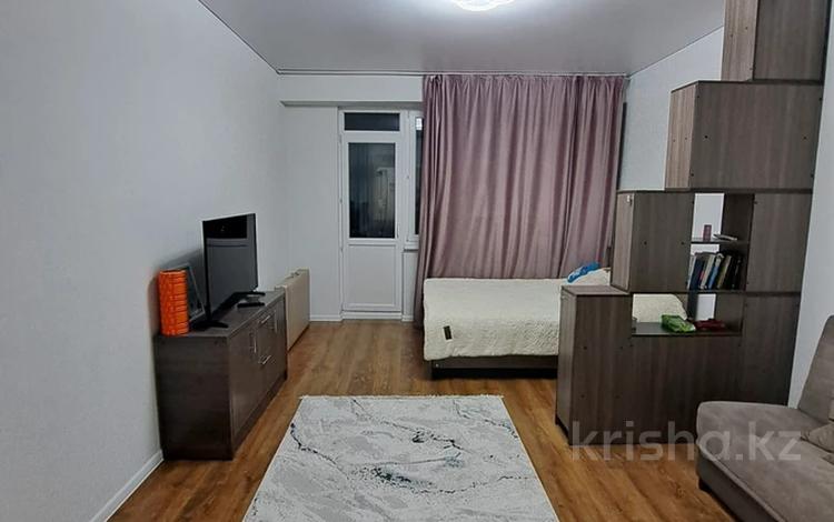 1-бөлмелі пәтер · 46.6 м² · 9/10 қабат, Жибек Жолы 11, бағасы: 21 млн ₸ в Усть-Каменогорске — фото 2