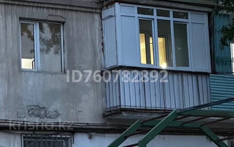 2-бөлмелі пәтер · 45.5 м² · 2/5 қабат, проспект Жамбыла 115 — Над стоматологии Диал, бағасы: 15 млн ₸ в Таразе — фото 2