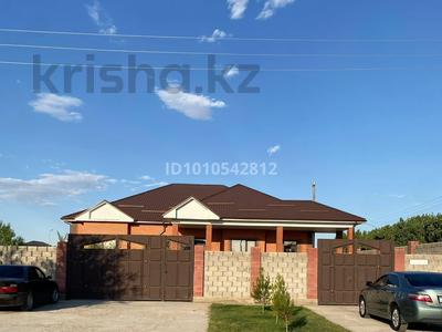 Отдельный дом · 6 комнат · 280 м² · 10 сот., Құлыншақ ақын 67 за 75 млн ₸ в Туркестане
