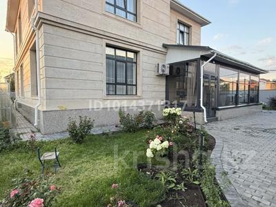Жеке үй · 6 бөлме · 340 м² · 10 жүзд., Үркер — Наурызбай батыра, бағасы: 250 млн ₸ в Астане, Нура р-н