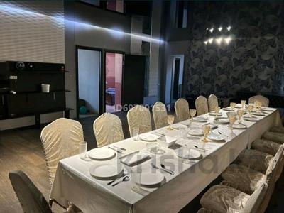 Дом · 4 комнаты · 200 м², мкр Жана Орда, Кызылжарская за 22 000 〒 в Уральске