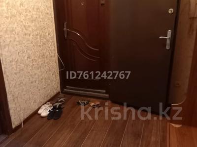 2-бөлмелі пәтер · 54 м² · 4/5 қабат, мкр Айнабулак-2 33, бағасы: 35 млн 〒 в Алматы, Жетысуский р-н