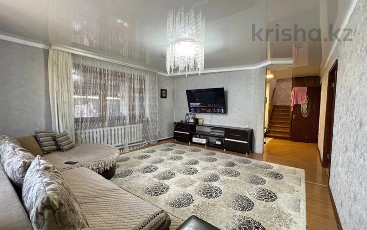 Отдельный дом · 7 комнат · 206 м² · 10 сот., Байтурсынова 95 за 62 млн 〒 в Семее — фото 15