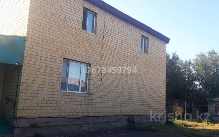 Отдельный дом · 5 комнат · 240 м² · 10 сот., Окжетпес за 73 млн ₸ в Астане, Сарыарка р-н — фото 2