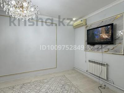 Отдельный дом · 2 комнаты · 75 м², мкр Атырау, Советский — Советский мура магазин касында за 120 000 〒