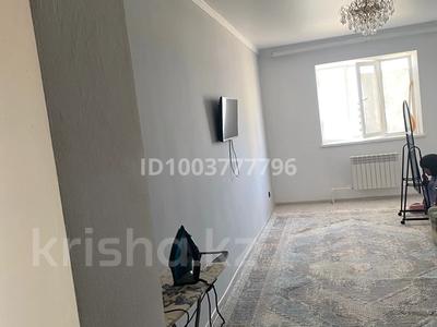 2-бөлмелі пәтер · 72 м² · 5/6 қабат, мкр. Алтын орда 20, бағасы: 25 млн 〒 в Актобе