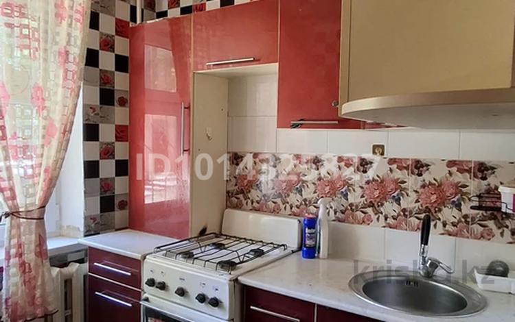 2-комнатная квартира · 50 м² · 1/5 этаж, мкр Акбулак 9 за 110 000 ₸ в Таразе — фото 2