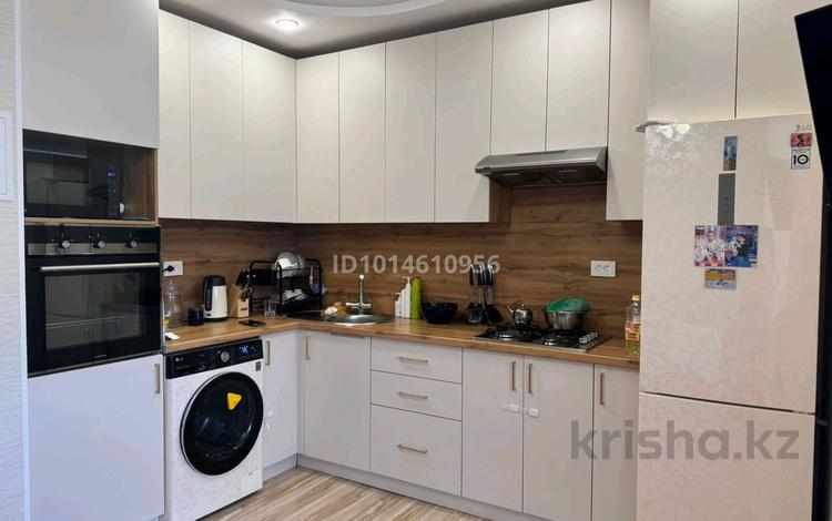 1-комнатная квартира · 56 м² · 5/5 этаж, мкр. Алтын орда, Тауельсиздик 20 за 22.5 млн ₸ в Актобе — фото 2
