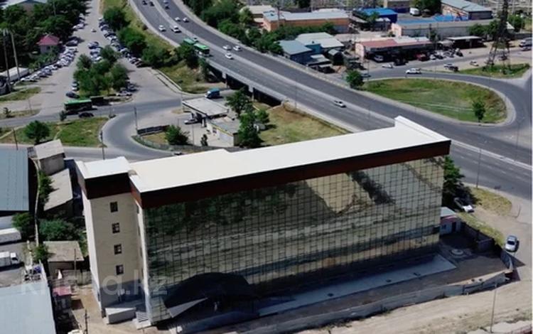 Свободное назначение, офисы, магазины и бутики, склады, бани, гостиницы и зоны отдыха, медцентры и аптеки, образование, развлечения · 4500 м² за 1.5 млрд 〒 в Шымкенте, Аль-Фарабийский р-н — фото 26