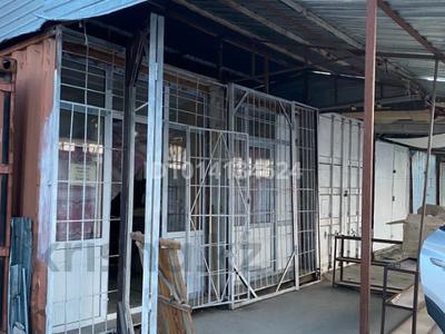 Дүкендер мен бутиктер, қоймалар · 35 м², бағасы: 1.6 млн ₸ в Таразе