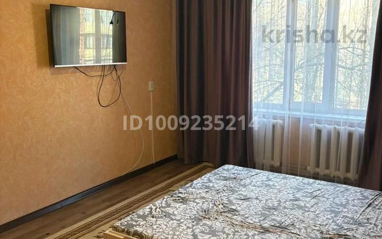 1-комнатная квартира · 38 м² · 2/5 этаж, мкр Алатау 35 за 115 000 ₸ в Таразе — фото 2