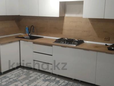 2-комнатная квартира · 60 м² · 5/5 этаж, Балапанова — Ул.Балапанова уг.ул.Астана за 20 000 〒 в Талдыкоргане, мкр Бирлик