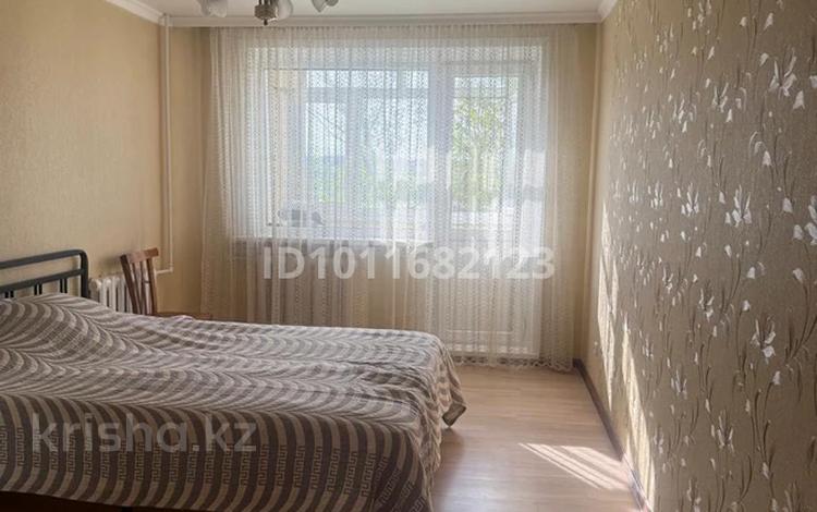 3-комнатная квартира · 68.3 м² · 8/9 этаж, мкр Юго-Восток, Сатыбалдина 4 за 24 млн ₸ в Караганде, Казыбек би р-н — фото 2