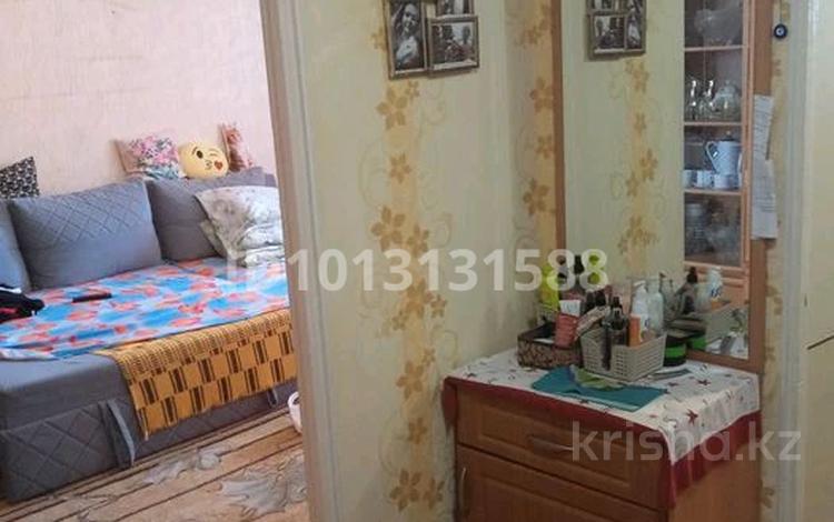 2-бөлмелі пәтер · 52 м² · 8/10 қабат, 2 ш/а., Братьев Жубановых 285 — Рынок Алтай, бағасы: 17.5 млн ₸ в Актобе, мкр 8 — фото 38