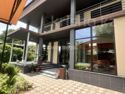Продажа домов и дачи в Алматы: Отдельный дом · 7 комнат · 230 м² · 6.7 сот., мкр Шанырак-2 за 140 млн 〒 Отдельный дом · 7 комнат · 230 м² · 6.7 сот., мкр Шанырак-2 за 140 млн 〒 в Алматы, Алатауский р-н
