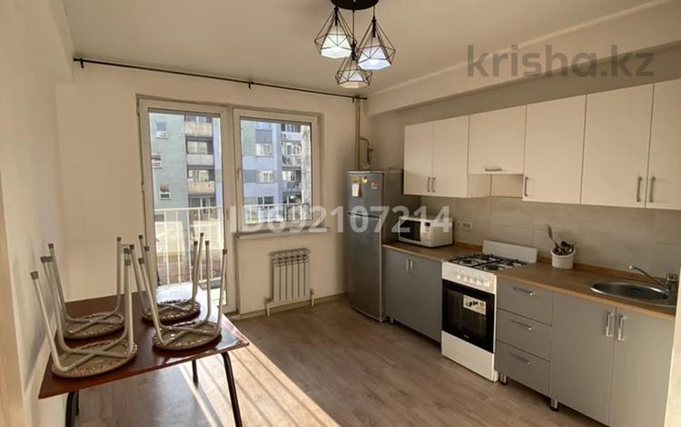 2-комнатная квартира, 61 м², 3 этаж помесячно, мкр Шугыла