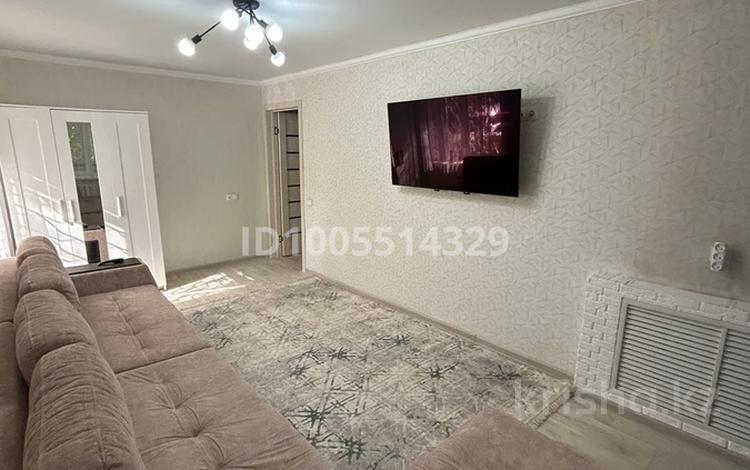 2-комнатная квартира · 44 м² · 1/5 этаж, мкр Новый Город, Абдирова 22/3 — Район 1000 Мелочей за 24.9 млн 〒 в Караганде, Казыбек би р-н — фото 4