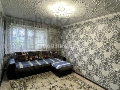 3-комнатная квартира, 60 м², 1/2 этаж, Абылай хан 241 — 8 марта за 12.5 млн 〒 в Талдыкоргане
