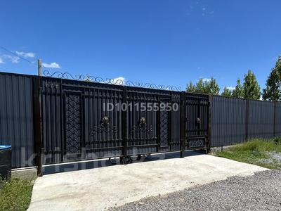 Үйдің бір бөлігі · 3 бөлме · 100 м² · 10 сот., жилой массив Кызылжар, С/к Жанажол 65, бағасы: 25.6 млн ₸ в Актобе